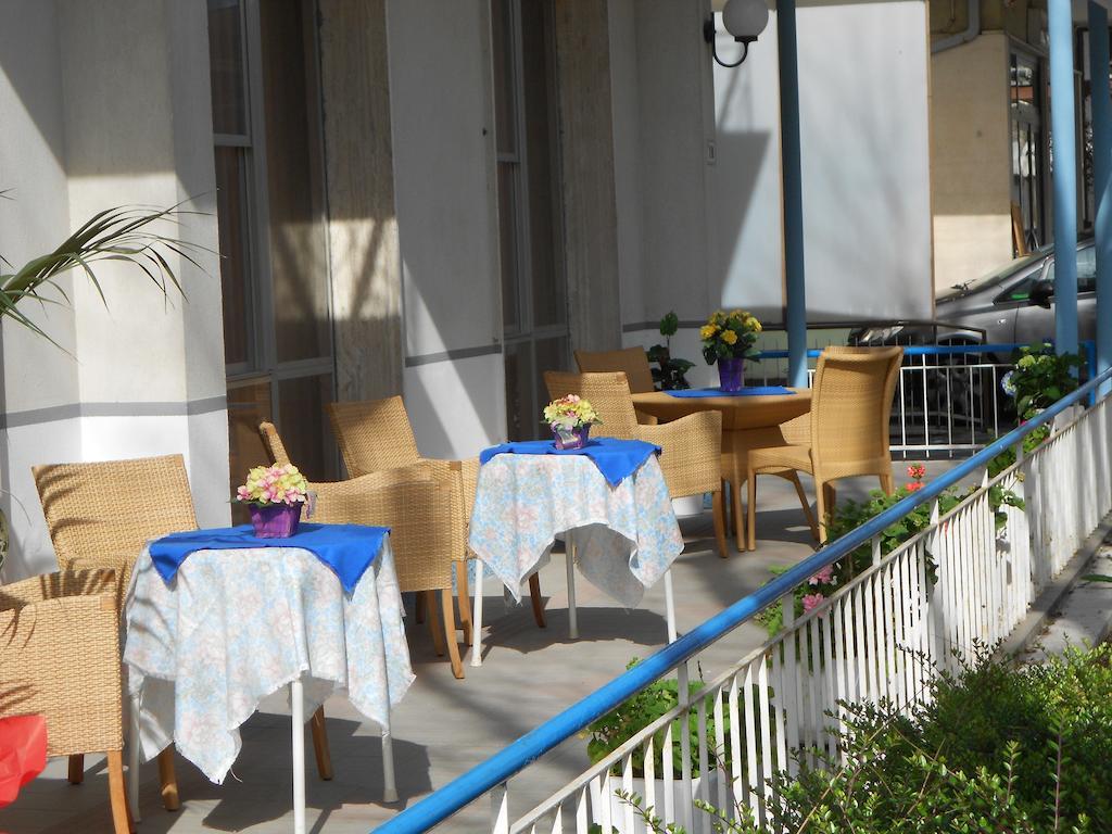 Hotel Villa Dei Platani Bellaria-Igea Marina Zewnętrze zdjęcie